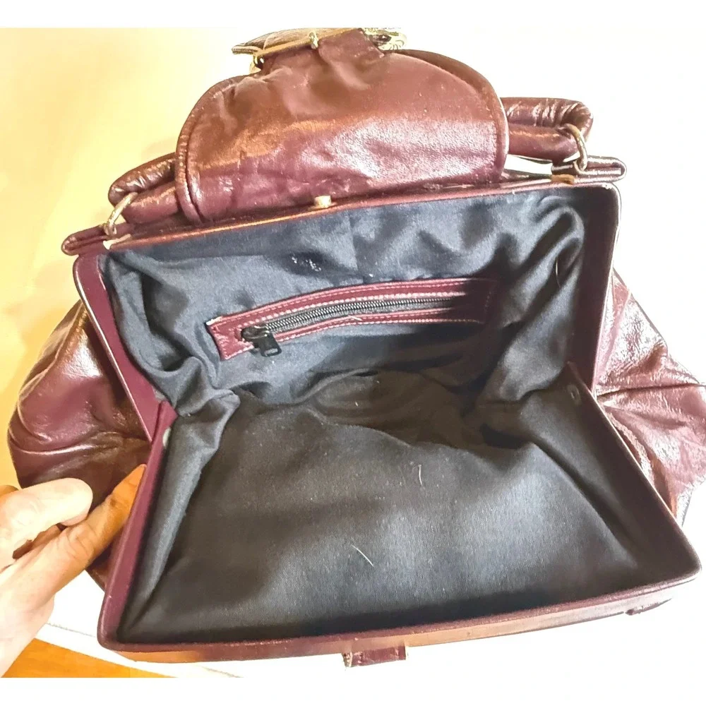 Vintage Burgundy Leather Handbag Top Handle Purse Gold‎ Tone Clasp